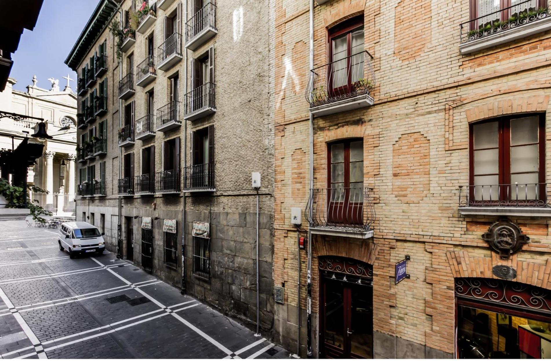 Soul Apartmet Pamplona Luaran gambar